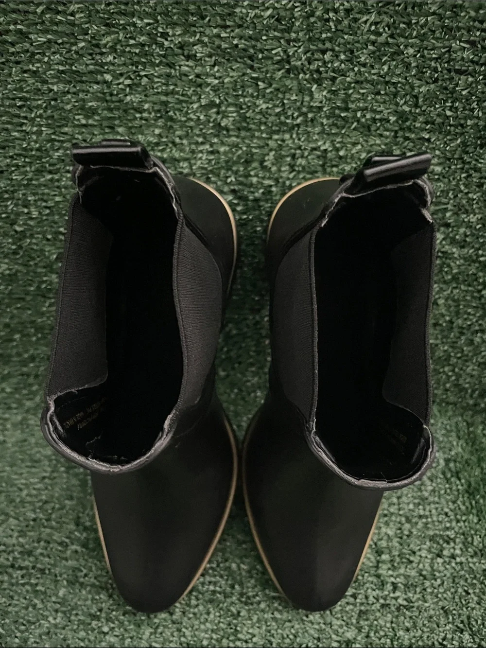 Kate Spade New York Sedgwick Black Chelsea Rain Boots size 8
